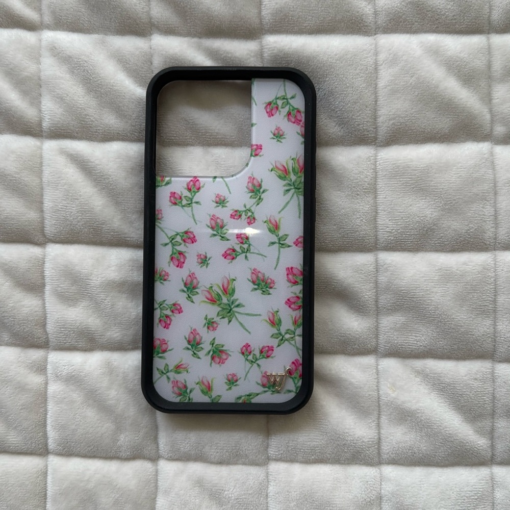 wildflower iPhone 15 pro phone case